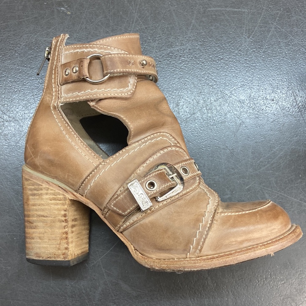 Freebird by Steven Tan Heeled Boots with Buckle Straps